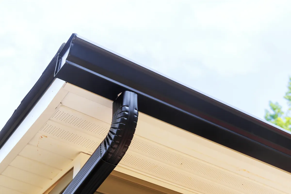 Seamless gutter system installed on a Hartford home